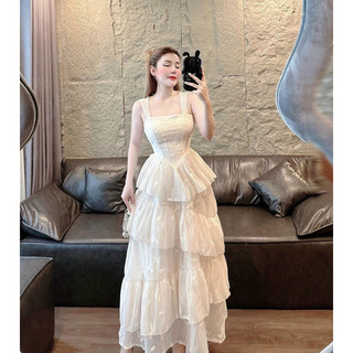 gv036.30520-(Hình canh là thật)- Đầm ren kem tầng thêu nổi , có đệm