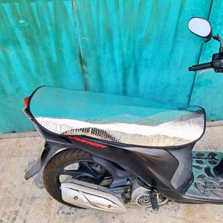 Tấm che yên xe, bạt phủ yên xe che mưa chống nắng loại to