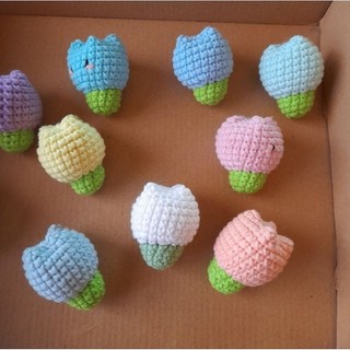 Móc khóa hoa tulip mini 4cm bằng len handmade