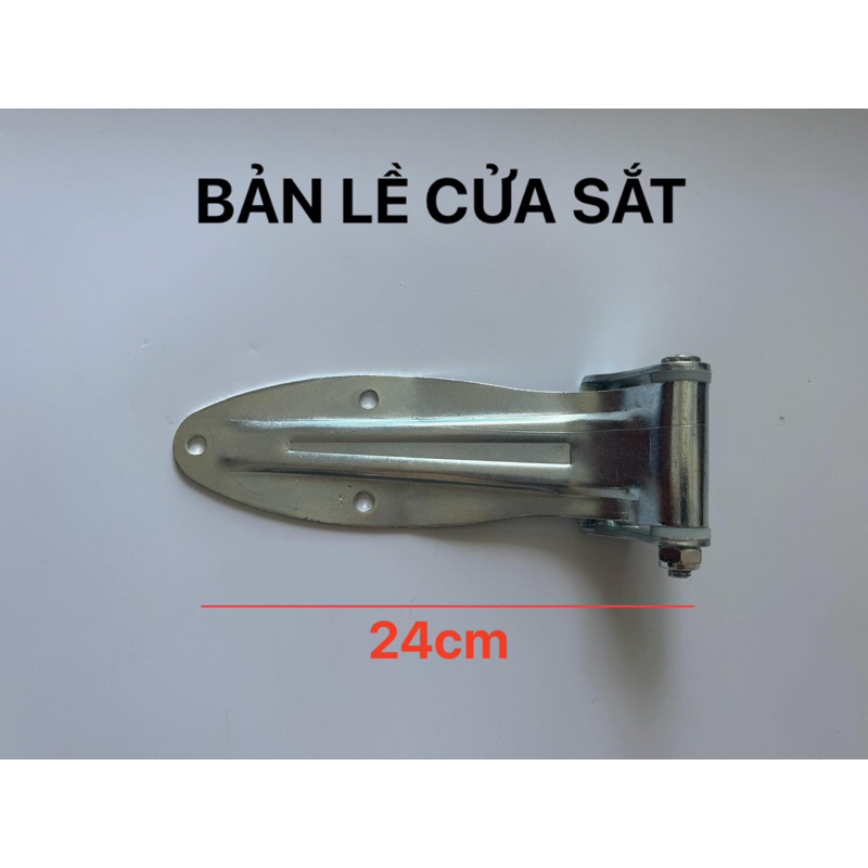 Bản lề cửa thùng xe tải.