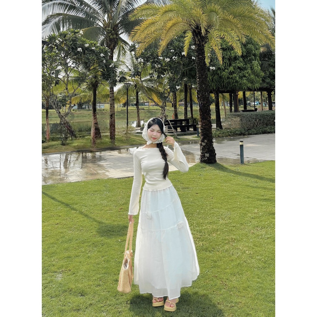 Áo kiểu tay dài nữ VMSTYLE form ôm ống tay loe trễ vai lai cuốn biên trơn đi học, đi chơi ATU00576