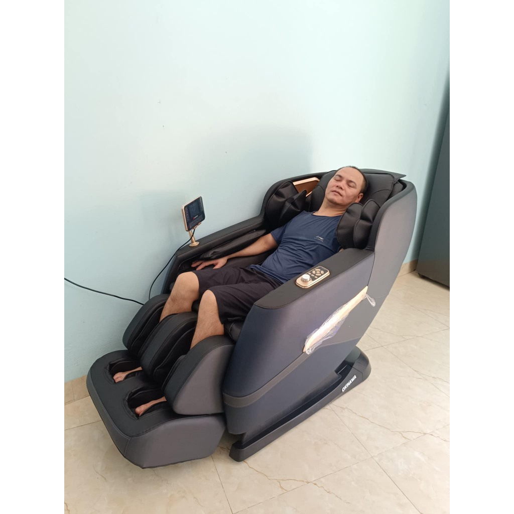 Ghế massage toàn thân Okinawa OS-261, con lăn di chuyển 4D silicon mềm mại, 16 bài tập