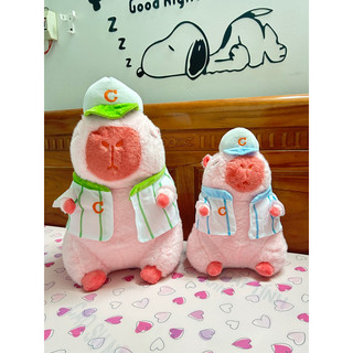 Gấu bông Capybara hồng bóng chày