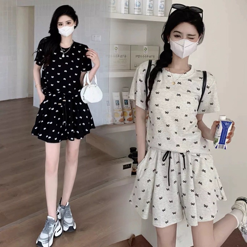 Set đồ nữ áo phông họa tiết nơ mini chất liệu cotton kèm quần short đùi nữ giả váy cạp chun dây rút S419