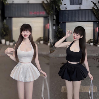 Set áo yếm hở lưng phối quần bí trơn dễ thương