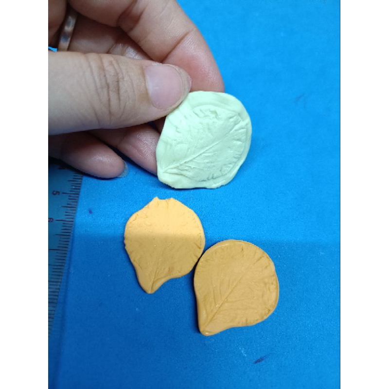 Gân silicon cánh hoa bằng lăng tím ( 3*2.5cm)