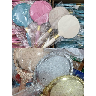 Gương soi hoàng cung