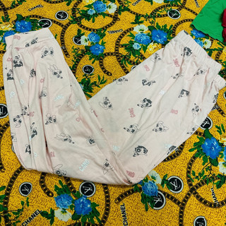 Quần dài nữ màu hồng bánh bèo, bo gấu. dưới 55 kí vừa