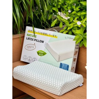 Gối cao su tự nhiên của Kaiyo Nhật Bản tính năng mềm và không hề bị xẹp tạo tư thế ngủ thoải mái nhất cho cột sống 7-9cm