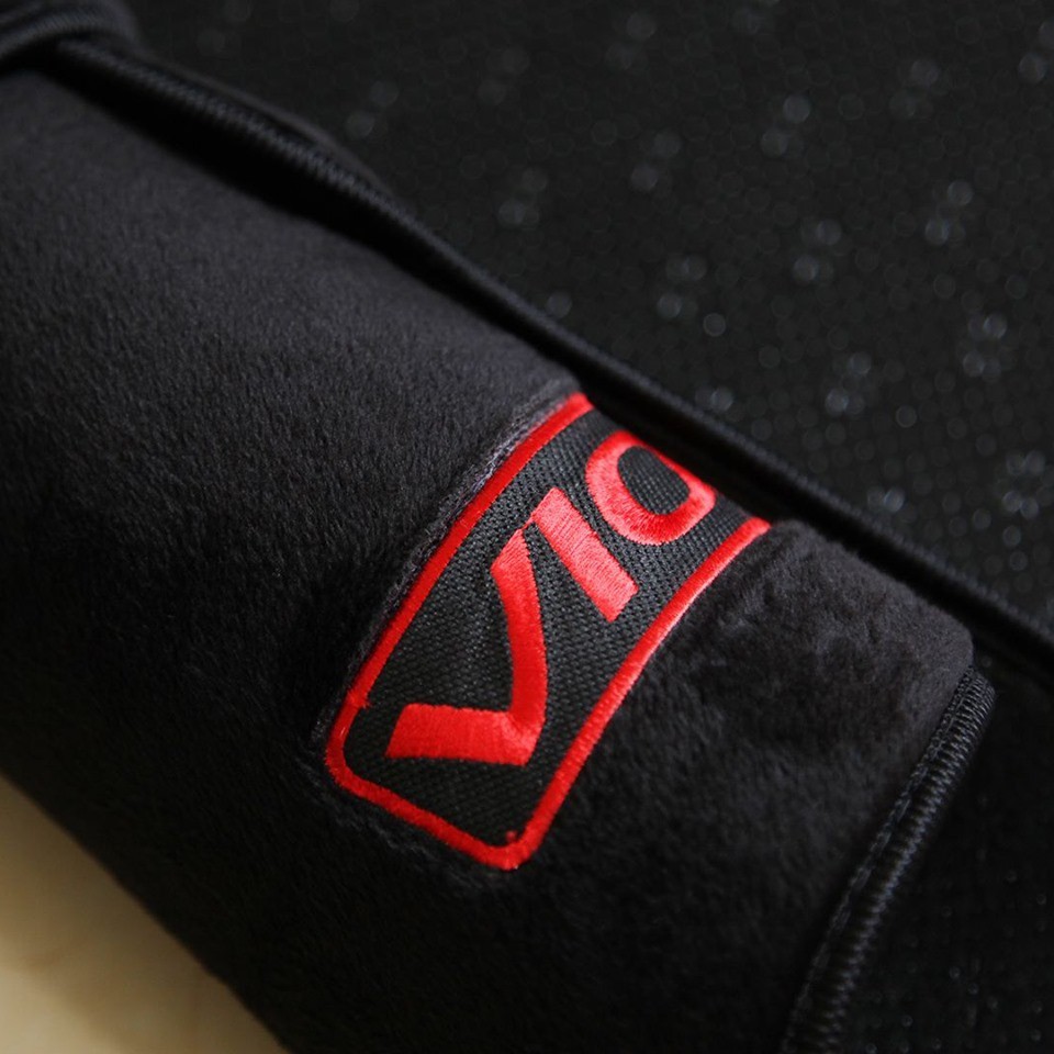 Thảm Taplo Xe Vios đời 2019-2020-2021-2022 2023 2024 Mẫu Nhung Lông Cừu, Mặt Dưới có Chống Trượt