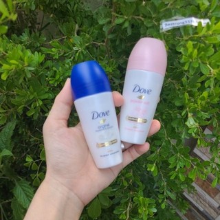 Lăn khử mùi Dove dưỡng da trắng mịn 40ml