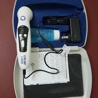 Máy siêu âm trị liệu mini cầm tay US pro 2000
