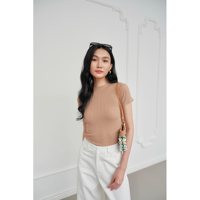 Ceci Cela - Áo thun đơn giản Basic