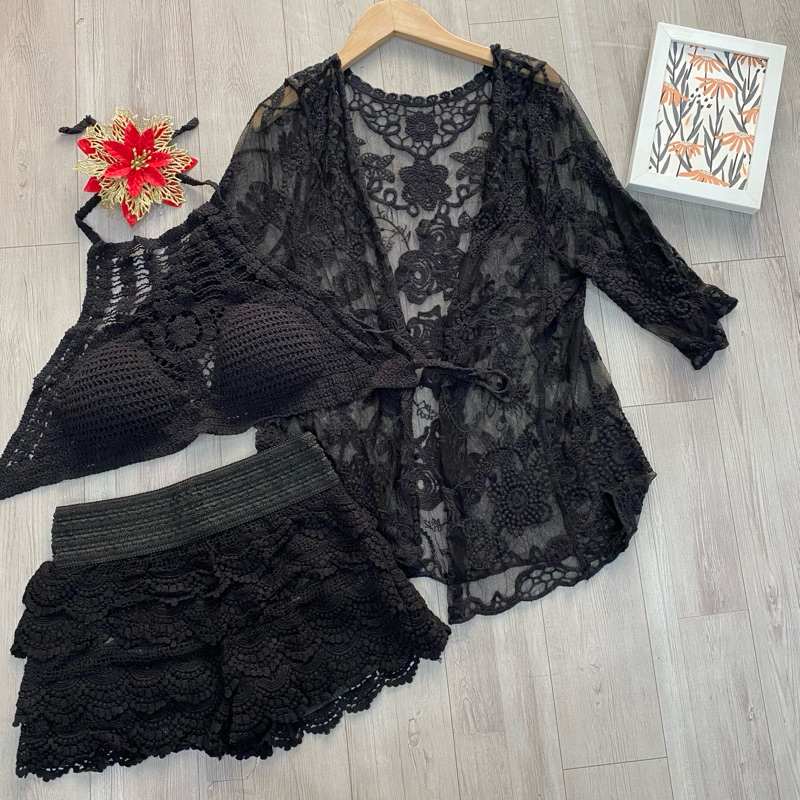 💥20-Set bikini ren đi biển 3 món(bra yếm đính hạt- quần giả váy tầng-choàng hoa hồng) | BigBuy360 - bigbuy360.vn