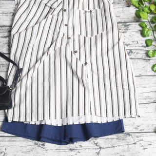ÁO SƠ MI OVERSIZE BA LỖ VẠT CHÉO