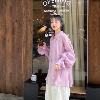  Sơ mi Magenta Ayuri chất liệu tơ mỏng nhẹ thoáng phù hợp với mùa hè 