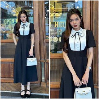 Váy thiết kế phối xếp ly kèm nơ dáng dài