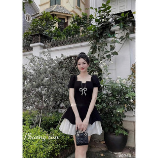Mã V24105 Váy cổ vuông đính nơ đá