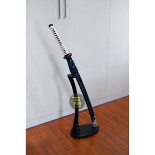 Kệ trang trí trưng bày katana đứng bằng gỗ