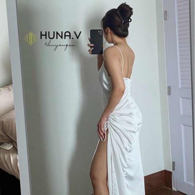 Váy Lụa cổ đổ Xẻ Tà Sexy - Lụa 100%