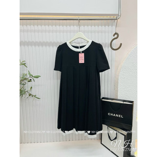 Váy dập li viền sm