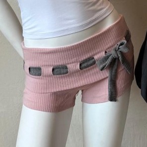 50% ESSENTIALS ౨ৎ QUẦN BUBU MINI SHORTS