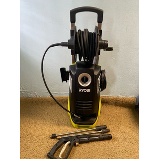 Máy rửa xe ryobi 2400w