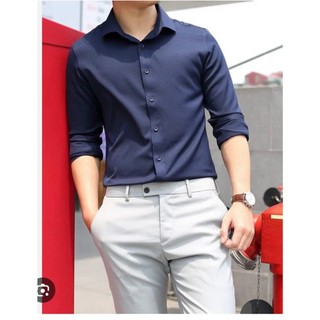 Áo sơ mi nam mày xanh đậm phom body