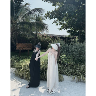 Váy Maxi Thô Đũi Cổ Yếm MPB • Melanie Boutique