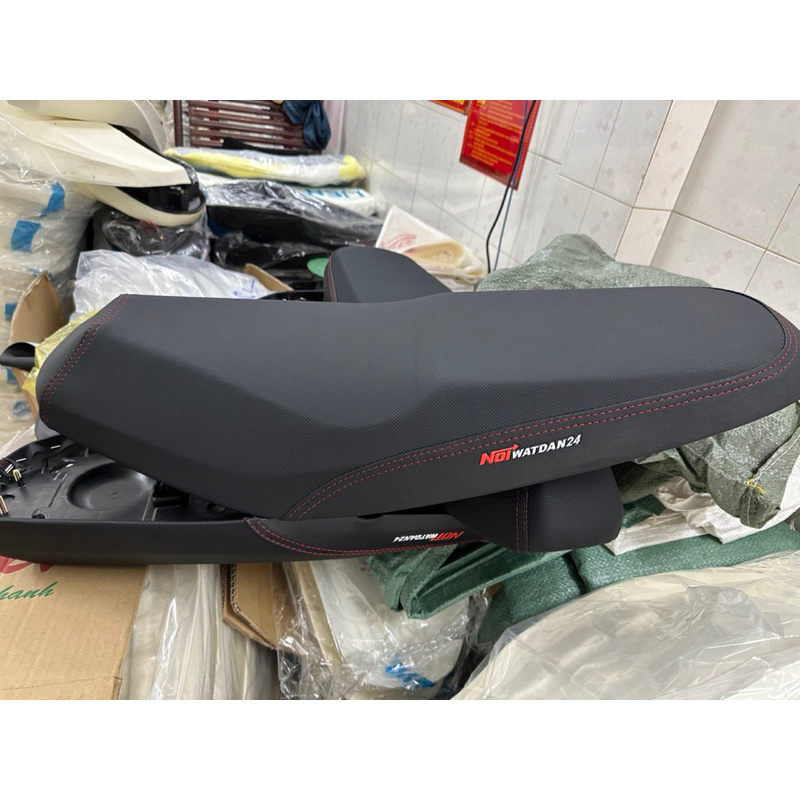 yên xe kymđaan yên ex135-5S(2011)-ex4S(2010)-ex150 đắp cao su kymđaan gọt 2 tầng
