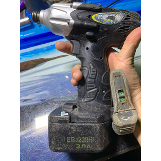 Máy bắt vít Hitachi 12v