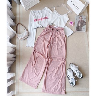 SET 3 MÓN: ÁO CROPTOP TRẮNG VIỀN CUỐN BIÊN ĐEN CỔ RỘNG + ÁO 2 DÂY TRẮNG LÓT TRONG + QUẦN DÀI HỒNG RÚT DÂY LƯNG ỐNG RỘNG(