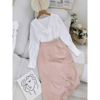 Set bộ đồ nữ công sở áo sơ mi dài tay phối bèo mix chân váy xòe đuôi cá dáng dài xẻ tà tone màu trắng- hồng xinh xắn.