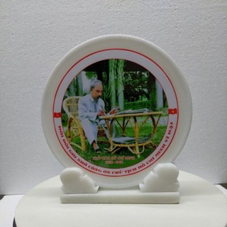 Ảnh Bác Hồ Ghế Mây 20cm