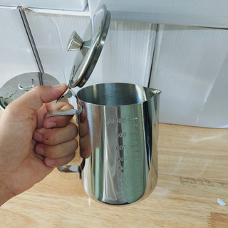 Ca đánh sữa có nắp,ca đánh sữa và bọt cafe inox 304 cao cấp 600ml 1000ml 15000 và 2000ml