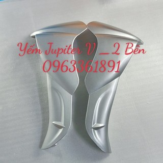 2 yếm ngoài màu bạc dành cho xe jupiter v