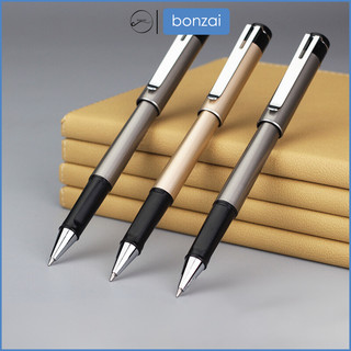 Bút ký văn phòng, bút gel Deli mực đen đậm màu mực đen ngòi 0.7/1.0mm