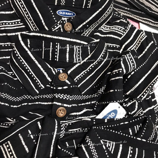 Romper đùi bé trai Oldnavy_Đen sọc_Size 3-24m