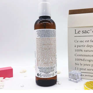 Sữa rửa mặt hoa cúc Calendula Deep Cleansing Foaming Face Wash 230ml