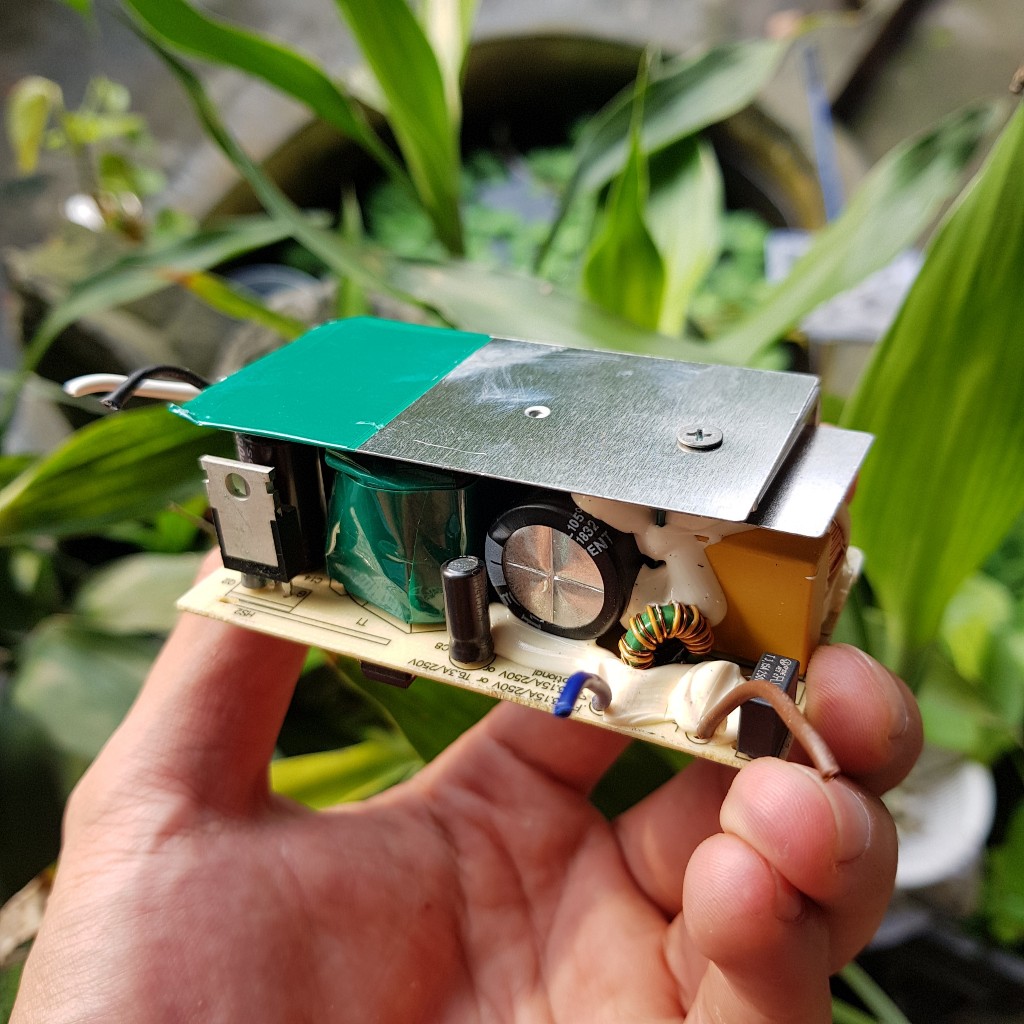 Nguồn không vỏ 12V5A thay thế 12V3A 12V1.5A 12V1A các loại chính hãng netgear sử dụng cho mạch điện 