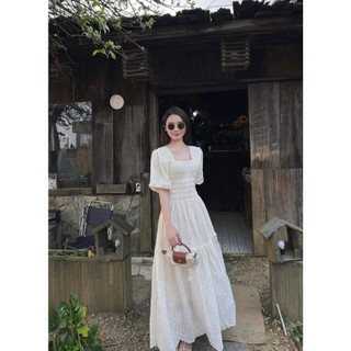 Đầm hoa thêu smocking màu be - thiết kế caryln - đầm dài thêu hoa nhỏ tay phồng siêu cute _ duyên dáng