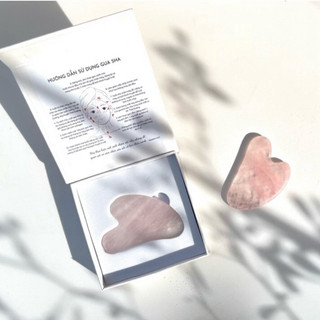 Gua sha thạch anh hồng massage mặt bèo tấm