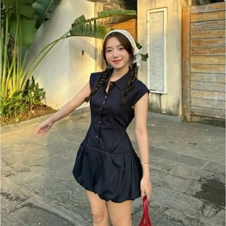 Set váy bí cổ sơ mi tay hến dáng bí phối cúc gỗ kèm quần bảo hộ mặc mùa hè đi biển-  Retrostyle - Vaybicoduc243_P6k