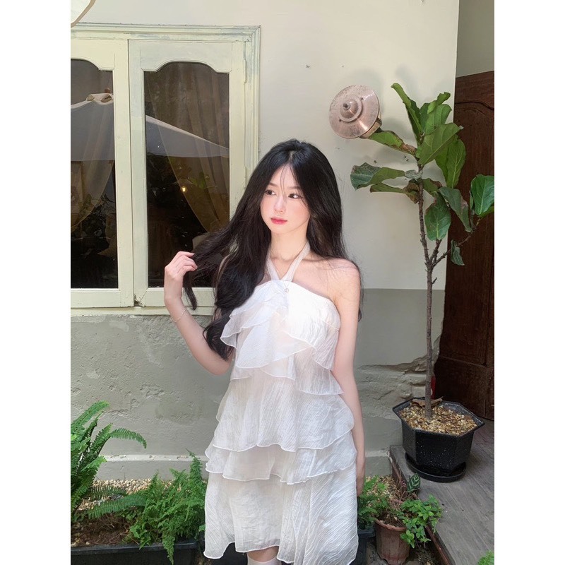 đầm xòe cổ yếm xếp tầng chất voan tơ mềm mại có mút ngực váy tầng tiểu thư đi biển du lịch V72 SUTANO | BigBuy360 - bigbuy360.vn