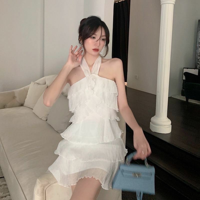 đầm xòe cổ yếm xếp tầng chất voan tơ mềm mại có mút ngực váy tầng tiểu thư đi biển du lịch V72 SUTANO | BigBuy360 - bigbuy360.vn