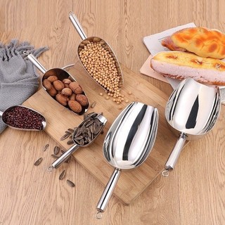 Dụng cụ xúc đá viên, xúc gạo và các loại hạt khô, chất liệu inox siêu bền, có móc treo tiện dụng