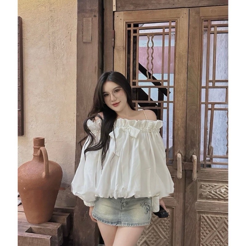 Áo sơ mi trễ vai tay bồng đính nơ ngực 2 lớp dáng bí bèo tai tiểu thư A257 SUTANO | BigBuy360 - bigbuy360.vn