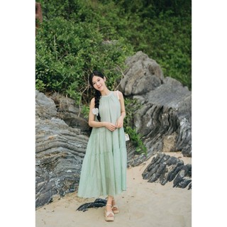 Thiết kế váy cổ yếm buộc nơ sau Daisy mã V3831 dáng maxi đi biển siêu xinh