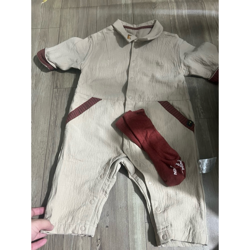 suit moimoln kèm tất 80 used