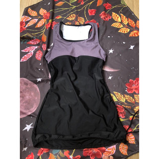 2HAND-ĐẦM ÁO DÁNG DÀI MINI DRESS KIỂU DÁNG THỂ THAO SPORTY MÙA HÈ KHOẺ KHOẮN PHỐI MÀU ĐEN XÁM BASIC Y2K 2000S